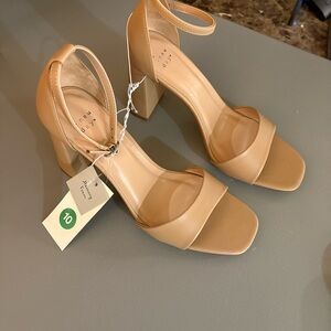 A New Day tan heels new sz 10